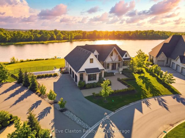 129 Heritage Lake Drive, Puslinch