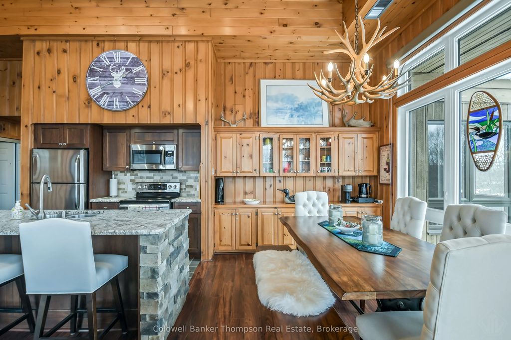 22-301 Oakridge Deerhurst Drive, Huntsville