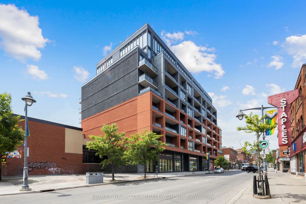 390 Bank Street, Ottawa Centre