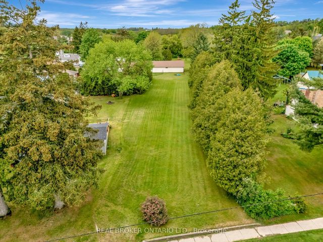 729 Mount Pleasant Road B, Brant
