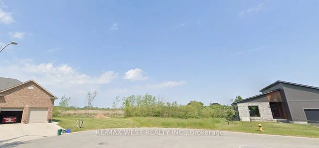 6 Heron Pointe N/a, Port Colborne