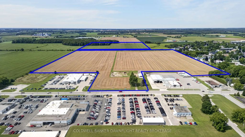 70735 London Road, South Huron