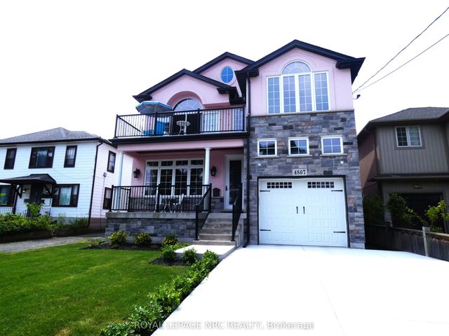 4807 Zimmerman Avenue, Niagara Falls