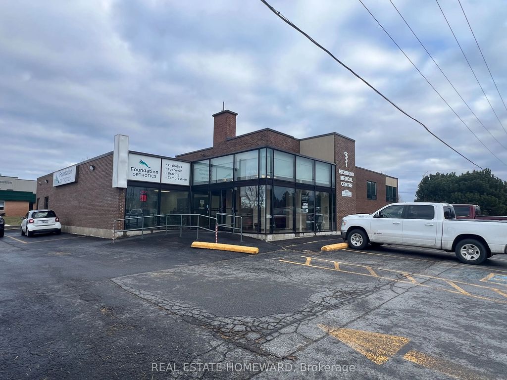 307-307a W Bridge Street W, Greater Napanee