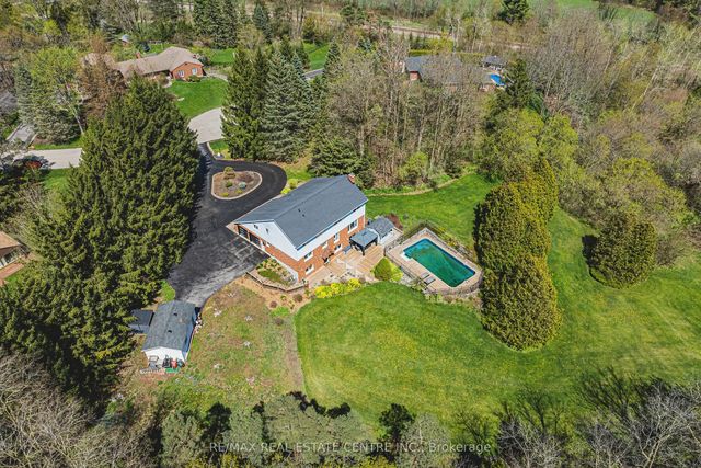 6 Iris Court, Hamilton