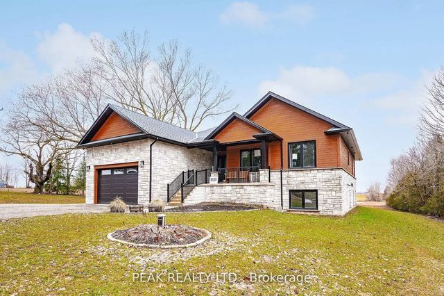 1020 Victoria Street, West Grey