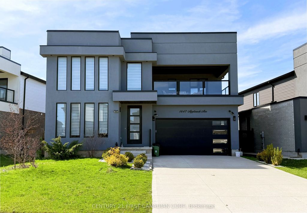 1647 Applerock Avenue, London North