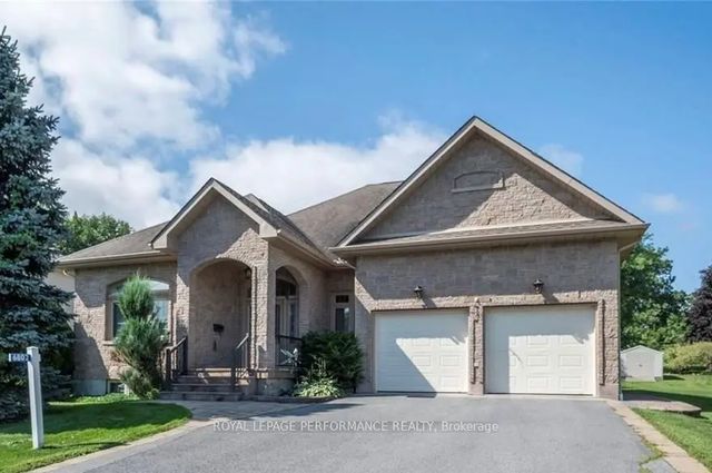 6802 Riverview Drive, South Glengarry