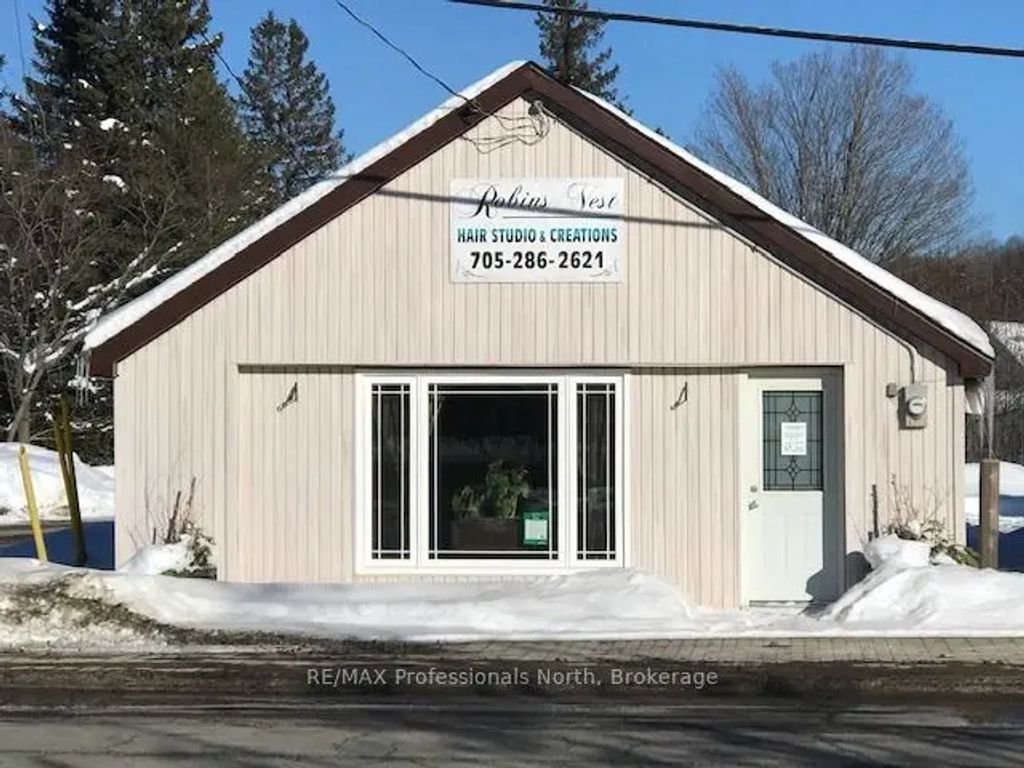 138 Bobcaygeon Road, Minden Hills