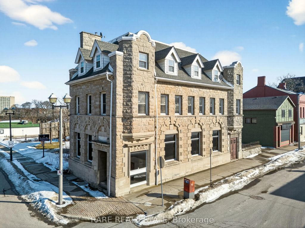 4190 Bridge Street, Niagara Falls