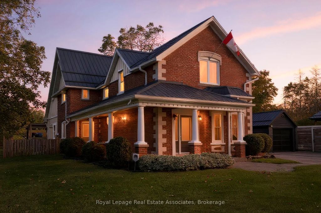226 Main Street, Erin