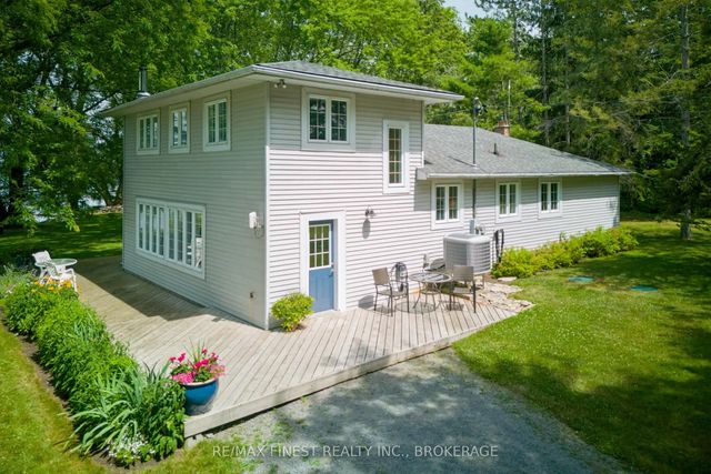 120 Drumgoole Lane, Loyalist