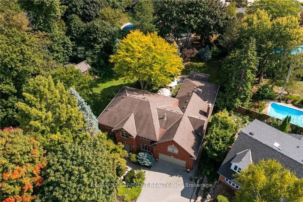 373 Brookview Court, Hamilton