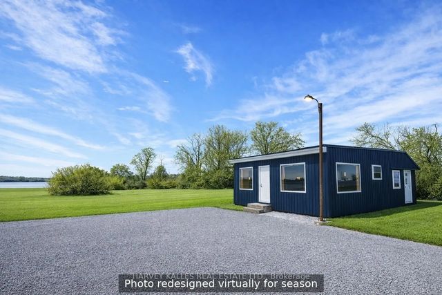 11 Melville Road, Prince Edward County