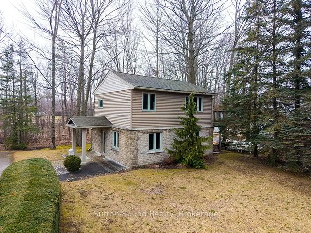 660 Main Street, South Bruce Peninsula