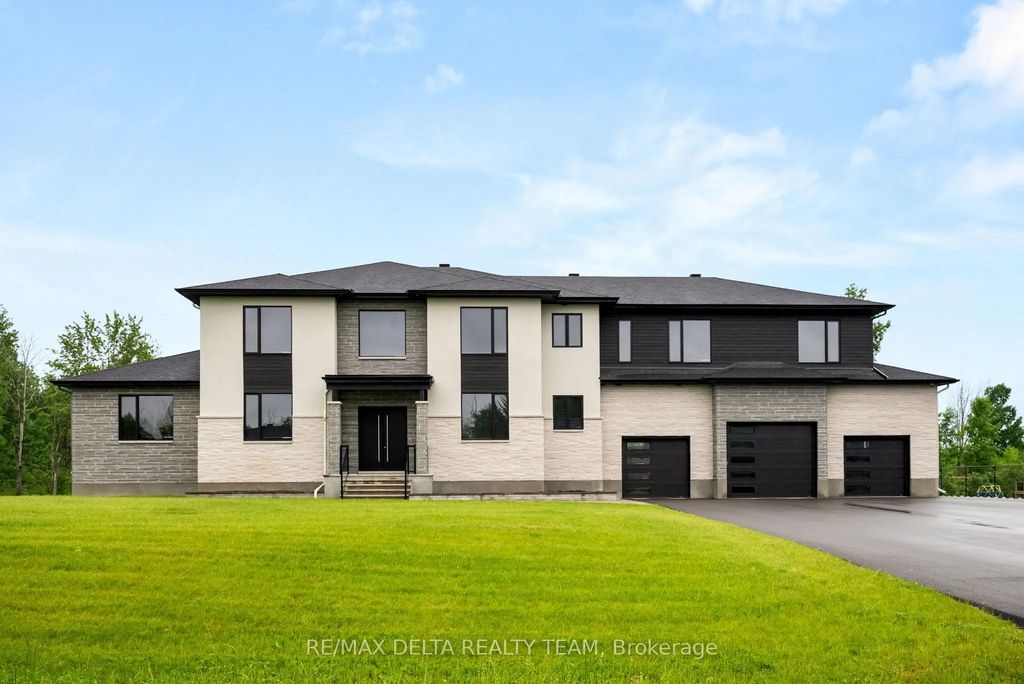 663 Ballycastle Crescent, Blossom Park - Airport and Area