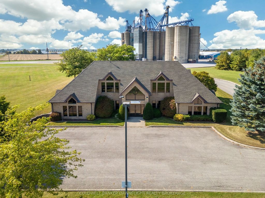 69219 Victoria Drive, South Huron
