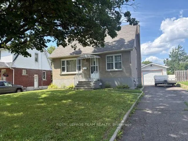 1123 Secord Avenue, Billings Bridge - Riverside Park and Area