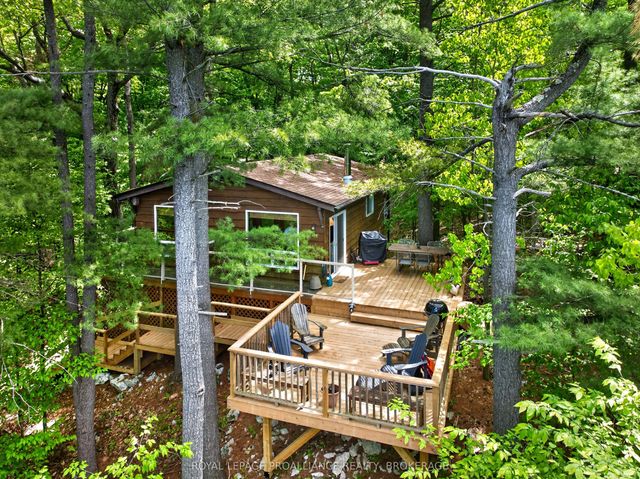 450 Brooks Point Road, Rideau Lakes