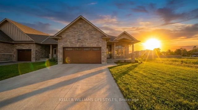 112 Leneve Street, Lambton Shores