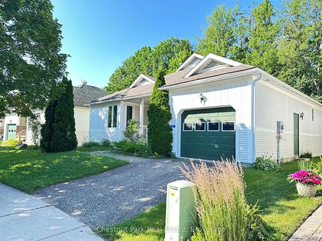 45 Pine Ridge Gate E, Gravenhurst