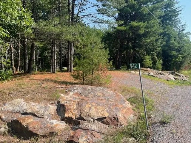 942 Balmer Road, North Kawartha
