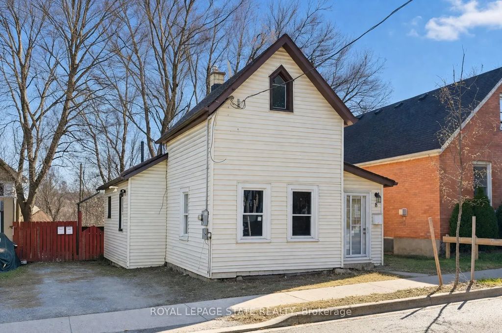 8 Tasker Street, St. Catharines