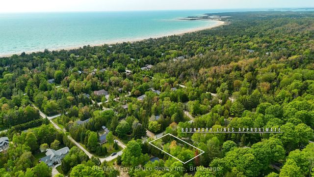 425 Dufferin Avenue, South Bruce Peninsula