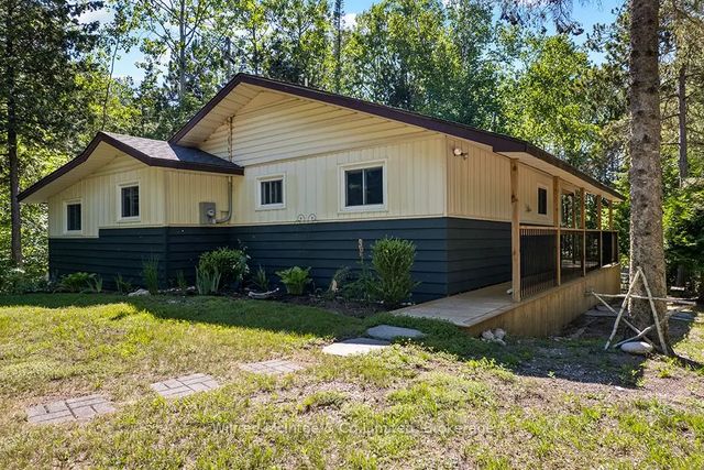55 Thompson Avenue, Native Leased Lands