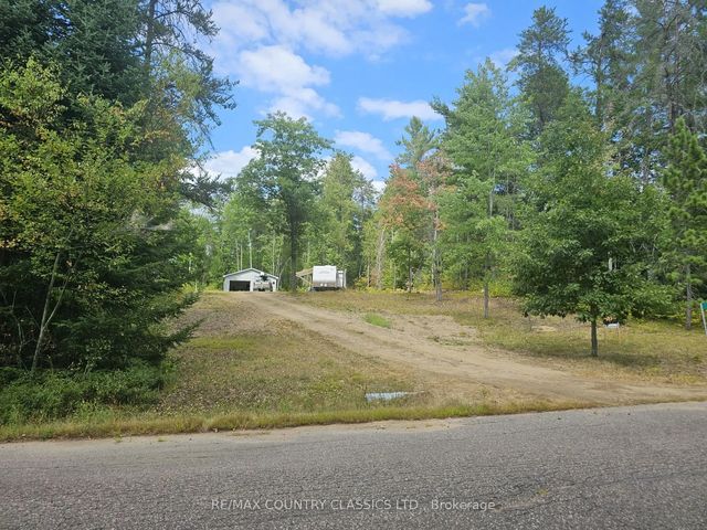 74 Murray Park Street, Madawaska Valley