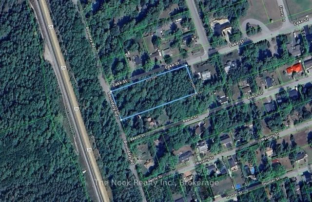 Boundary Road, Hamilton Township