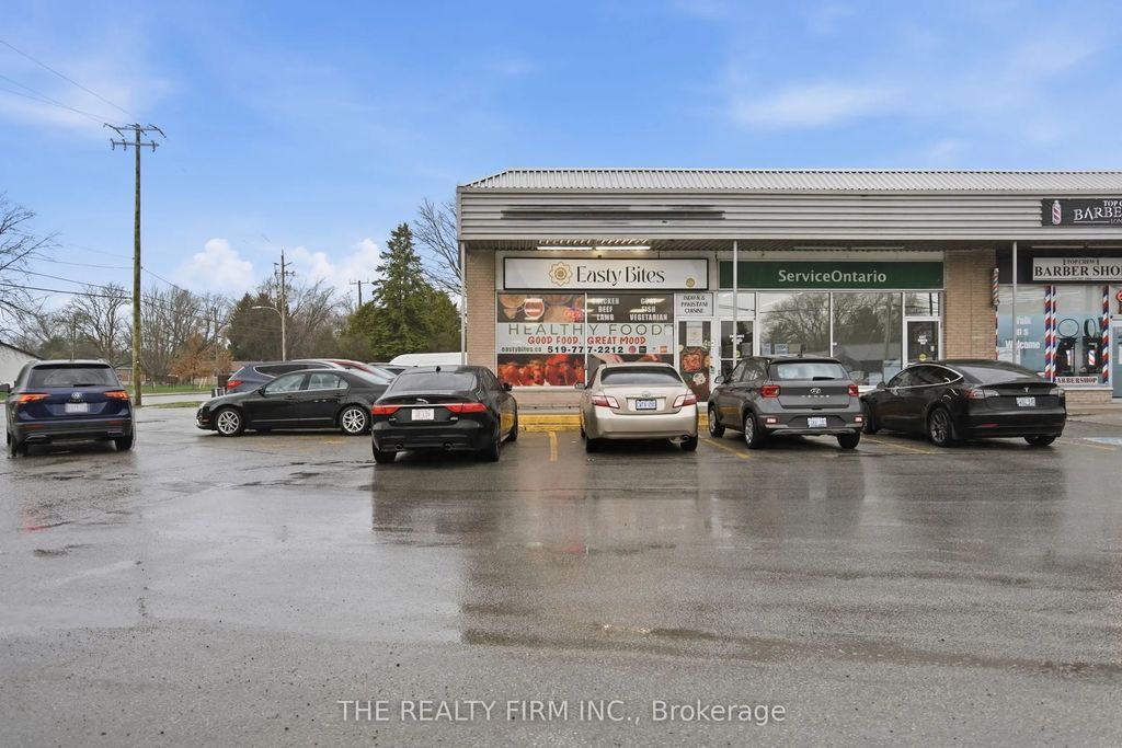 2295 Wharncliffe Road S 1, London South