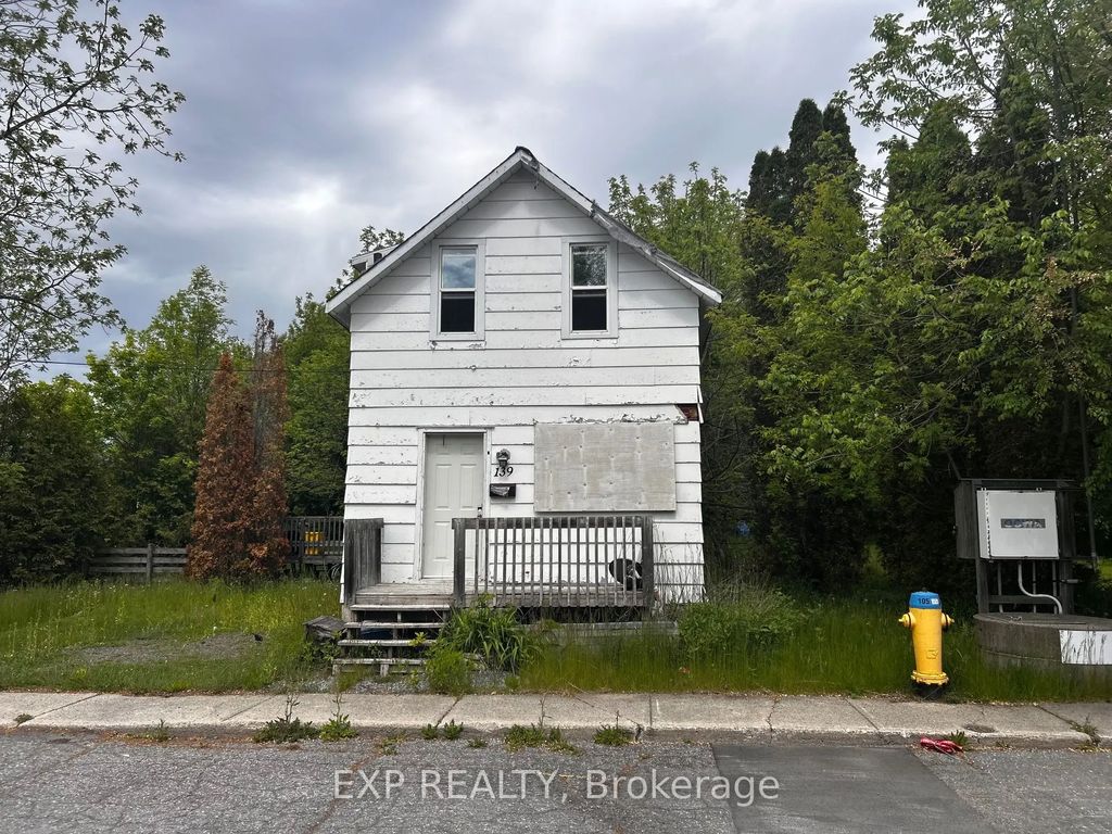 139 Charles Street, Carleton Place