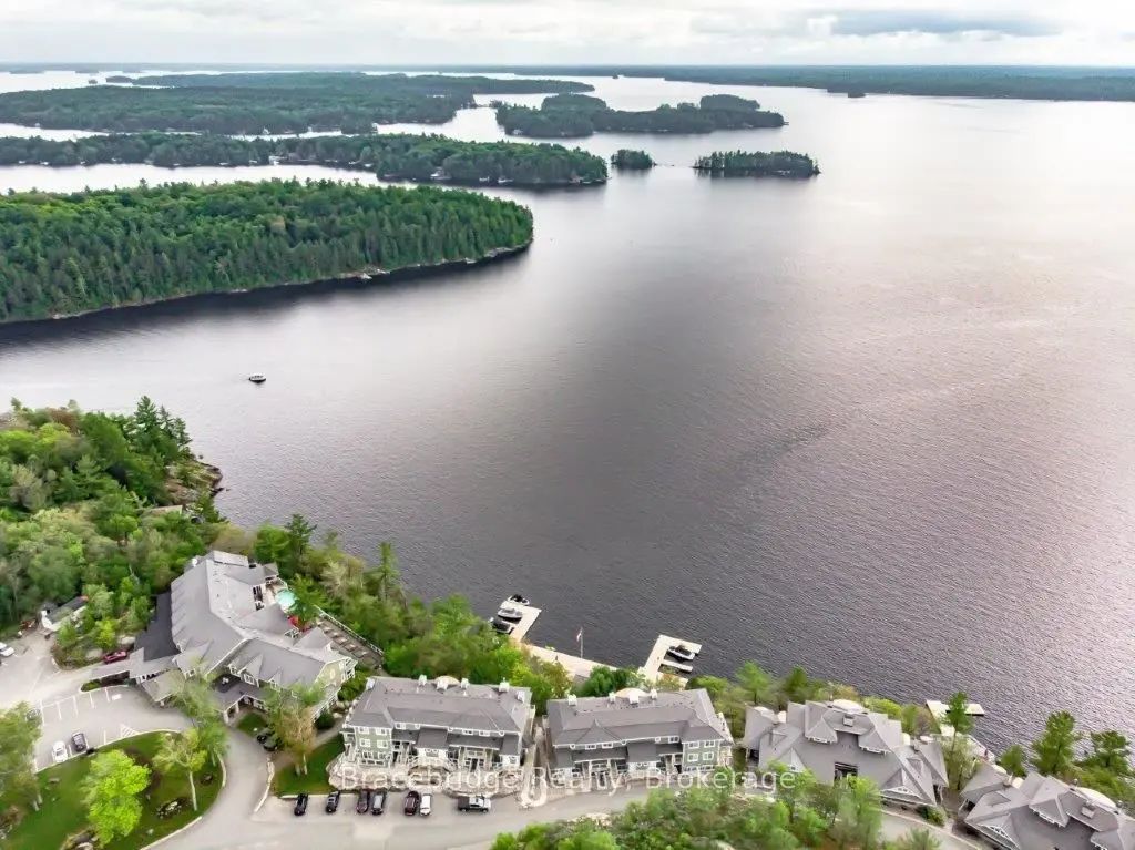 1869 Muskoka Rd 118 Highway W B102-c1, Muskoka Lakes
