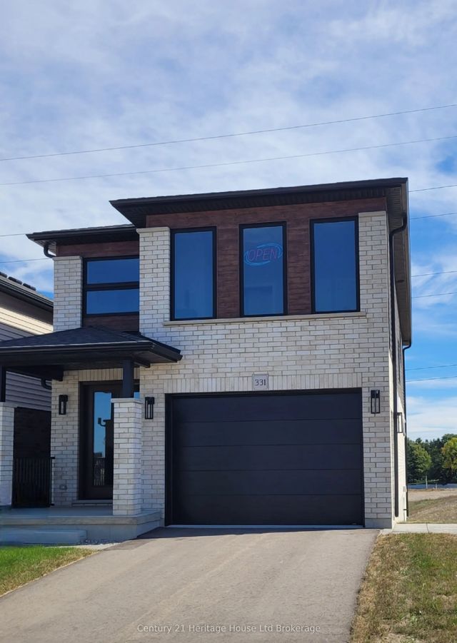339 Anderson Street, Woodstock