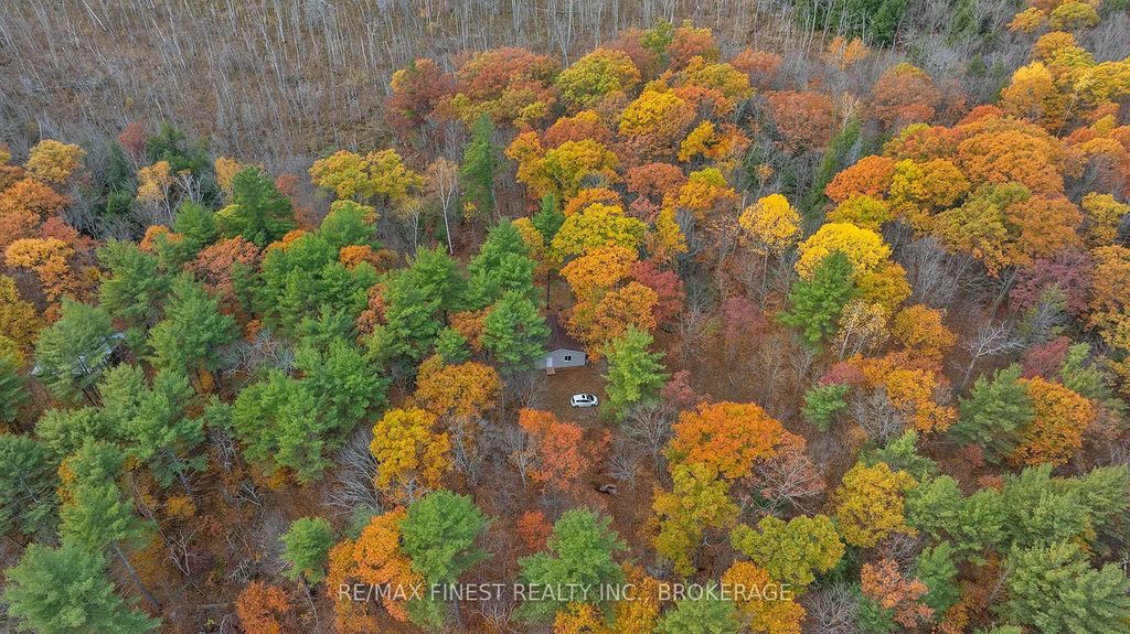 1131 Moon Road, Frontenac
