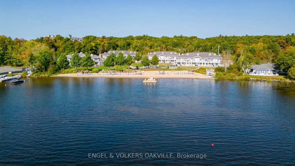 1869 Muskoka Road 118 N/a W C-103, Muskoka Lakes