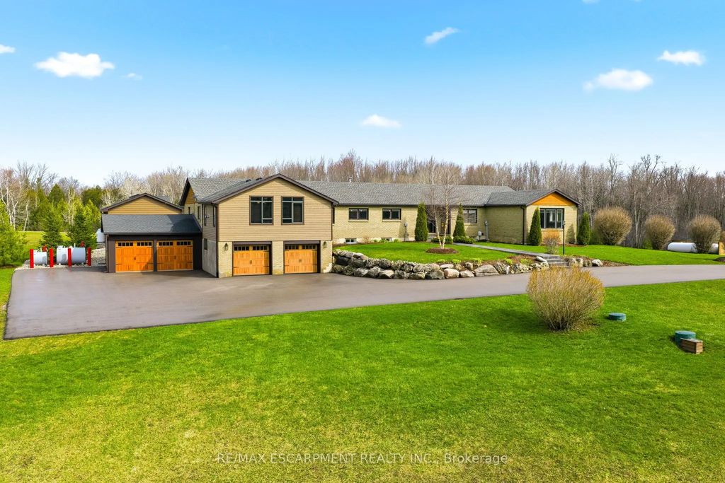 1371 10th Concession Road W, Hamilton