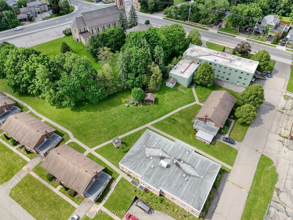1855 Notre Dame Drive, Wilmot