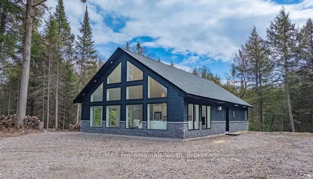 1820 &1814 Riding Ranch Road, Machar