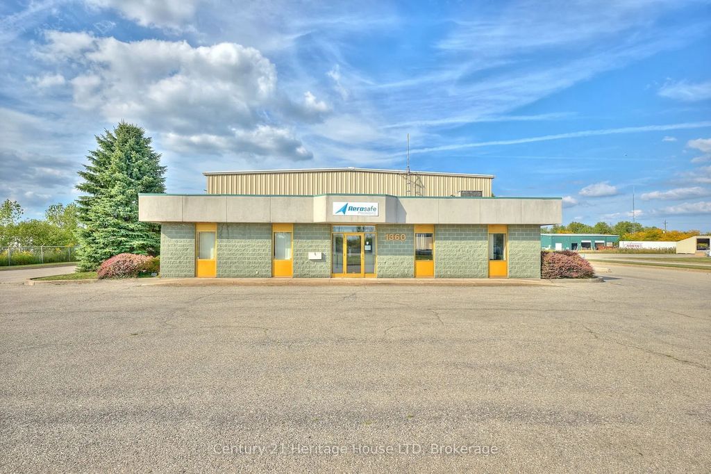 1360 Commerce Parkway, Fort Erie