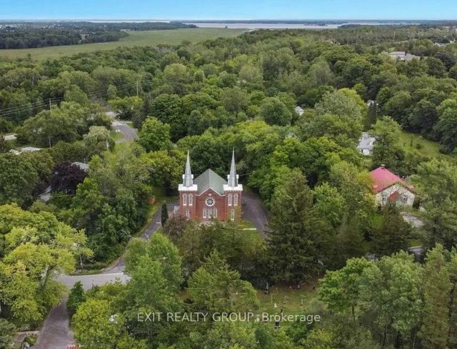 44 Union Road, Prince Edward County