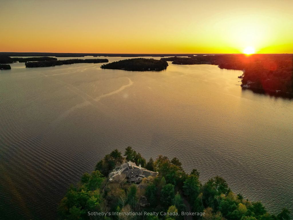 1250 Waldmere Road Point Cottage, Bracebridge