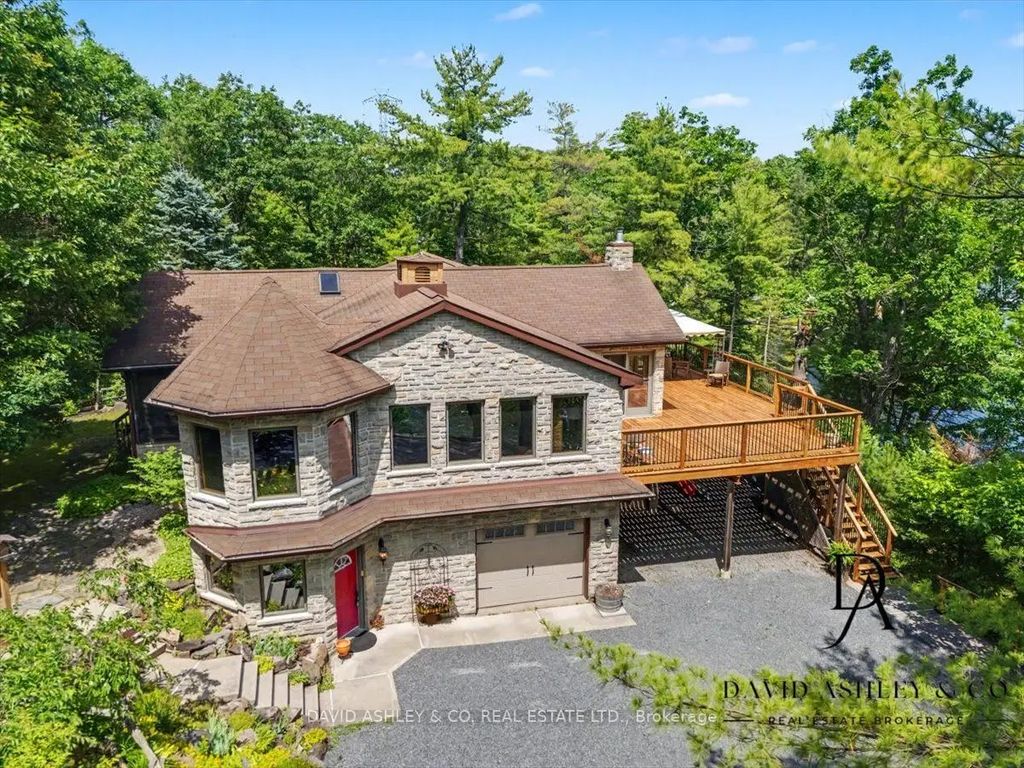 941 Jones Falls Road S, Rideau Lakes