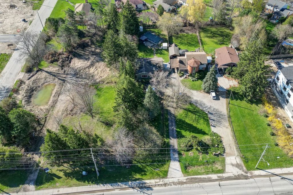 610 Commissioners Road W, London South