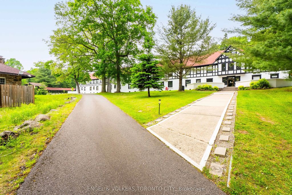 12 Bigwin Island 117, Lake of Bays