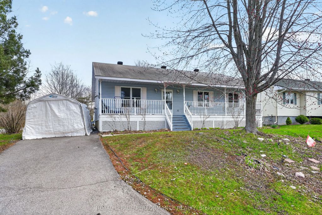 63 Columbia Avenue, South Stormont