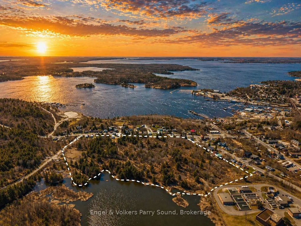 Emily Street, Parry Sound