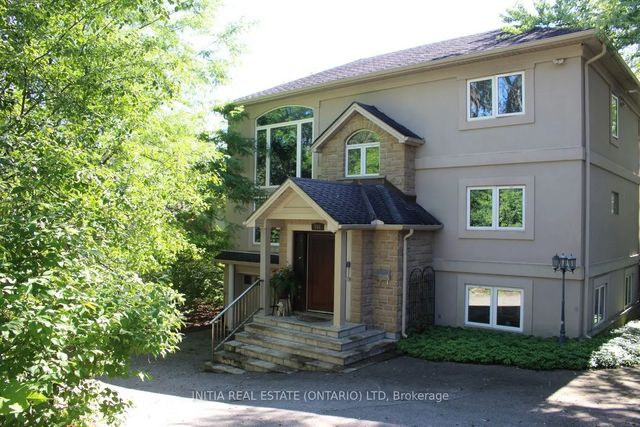 754 Riverside Drive, London North