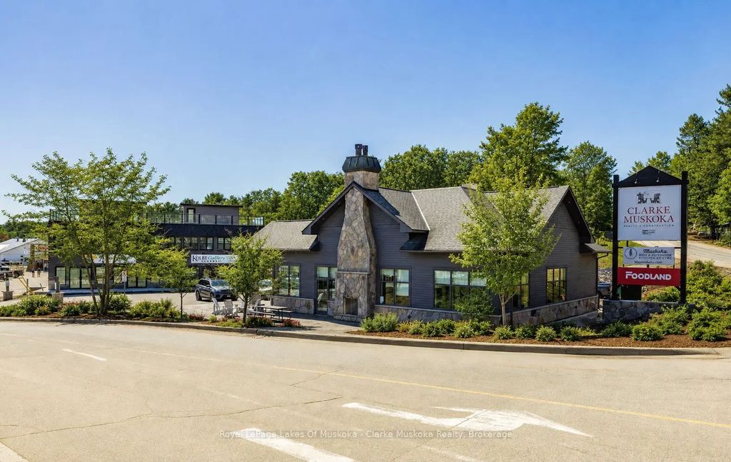 2 Bruce Wilson Drive, Muskoka Lakes